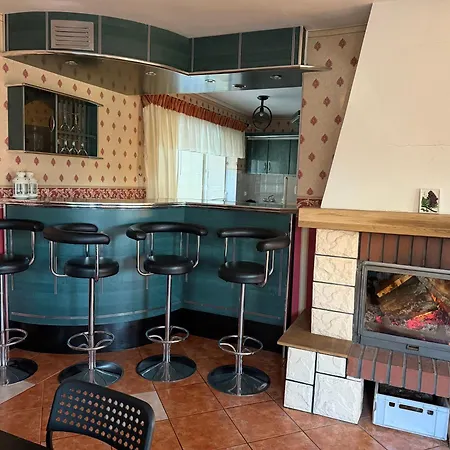 Dom Caloroczny, * Krzeszna