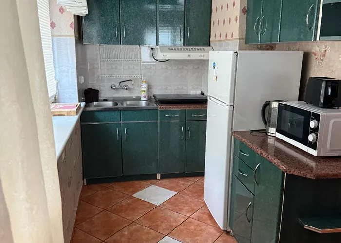 Dom Caloroczny, Semesterbostad *