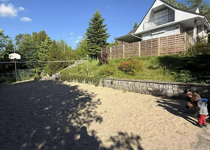 Dom Caloroczny, * Krzeszna